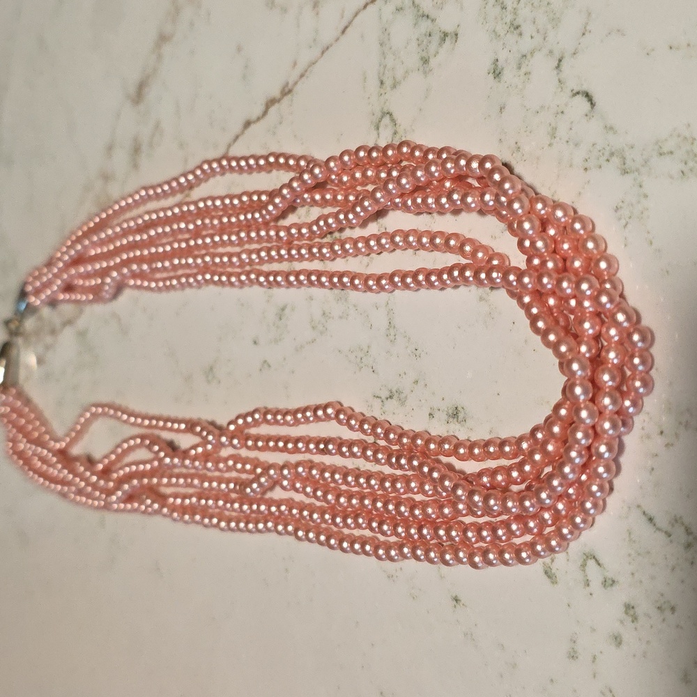 Elegant Vintage Multistrand Pink Pearl Necklace